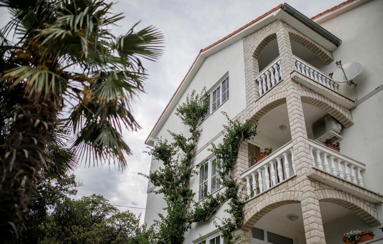 App&Rooms Anica Kampor Exterior foto